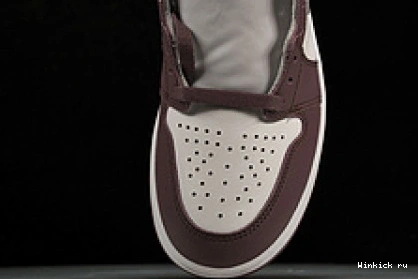 1 High OG Jordan “Mauve” 0731